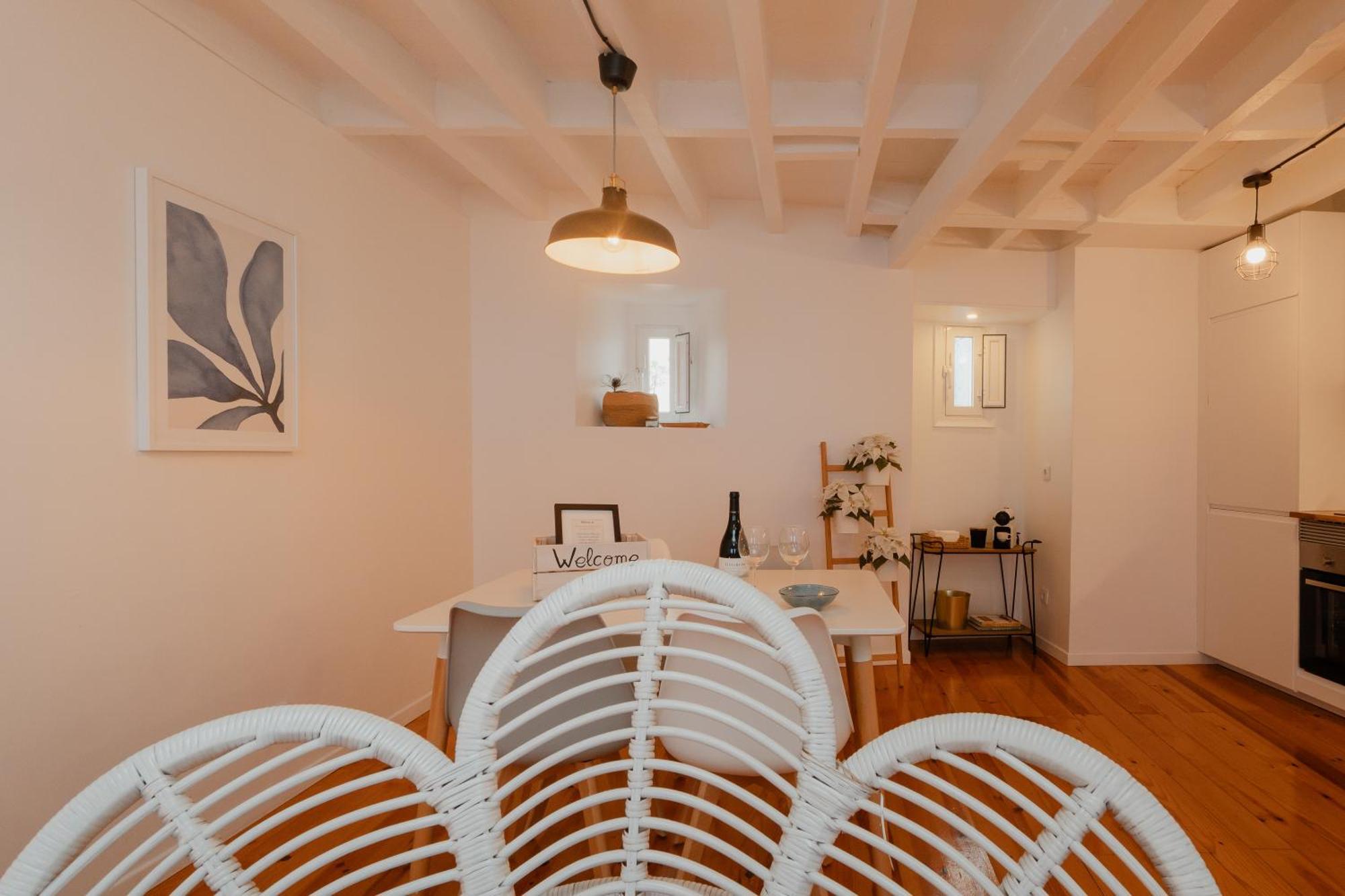 דירות ליסבון Stylish Getaway In A Mezzanine Flat By The Castle מראה חיצוני תמונה