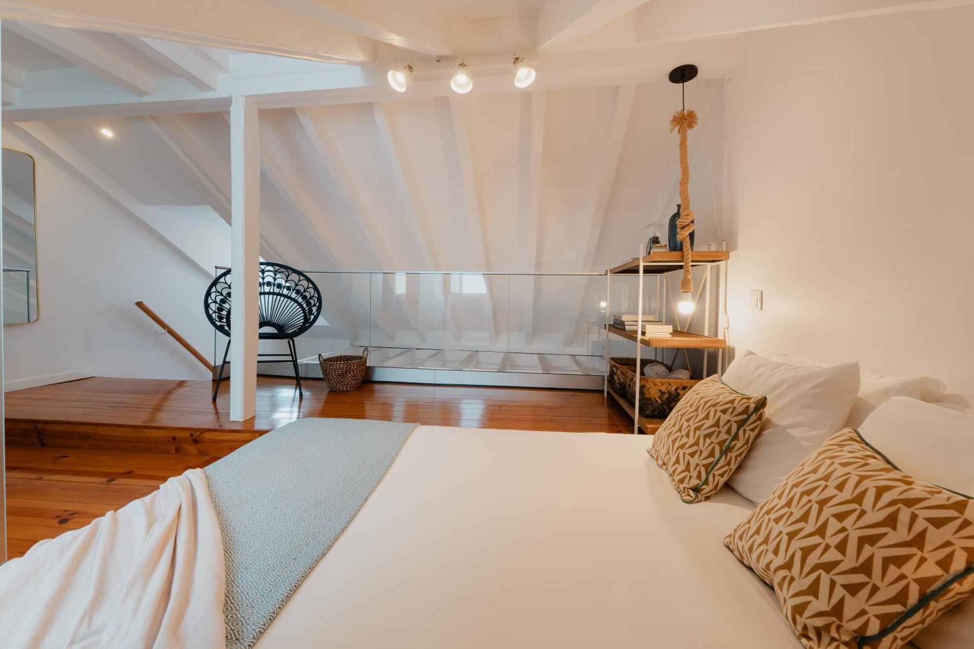 דירות ליסבון Stylish Getaway In A Mezzanine Flat By The Castle מראה חיצוני תמונה
