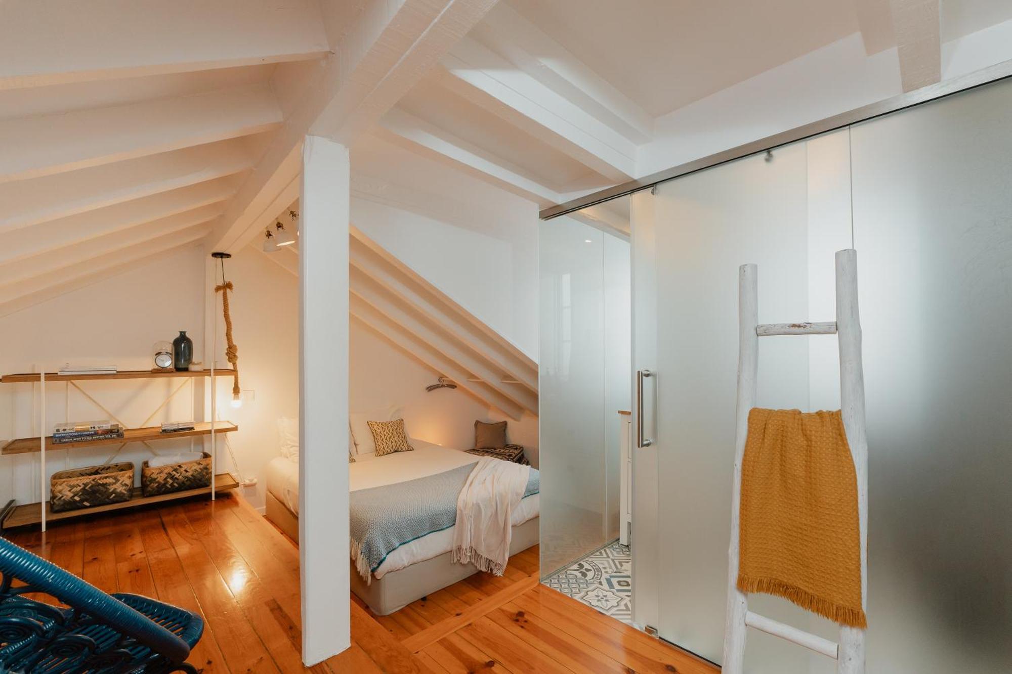 דירות ליסבון Stylish Getaway In A Mezzanine Flat By The Castle מראה חיצוני תמונה